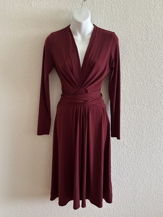 Michael Kors Dresses & Skirts - Michael Kors Women’s Burgundy Maroon Long Sleeve Plunge Vneck Wrap Dress Size 2